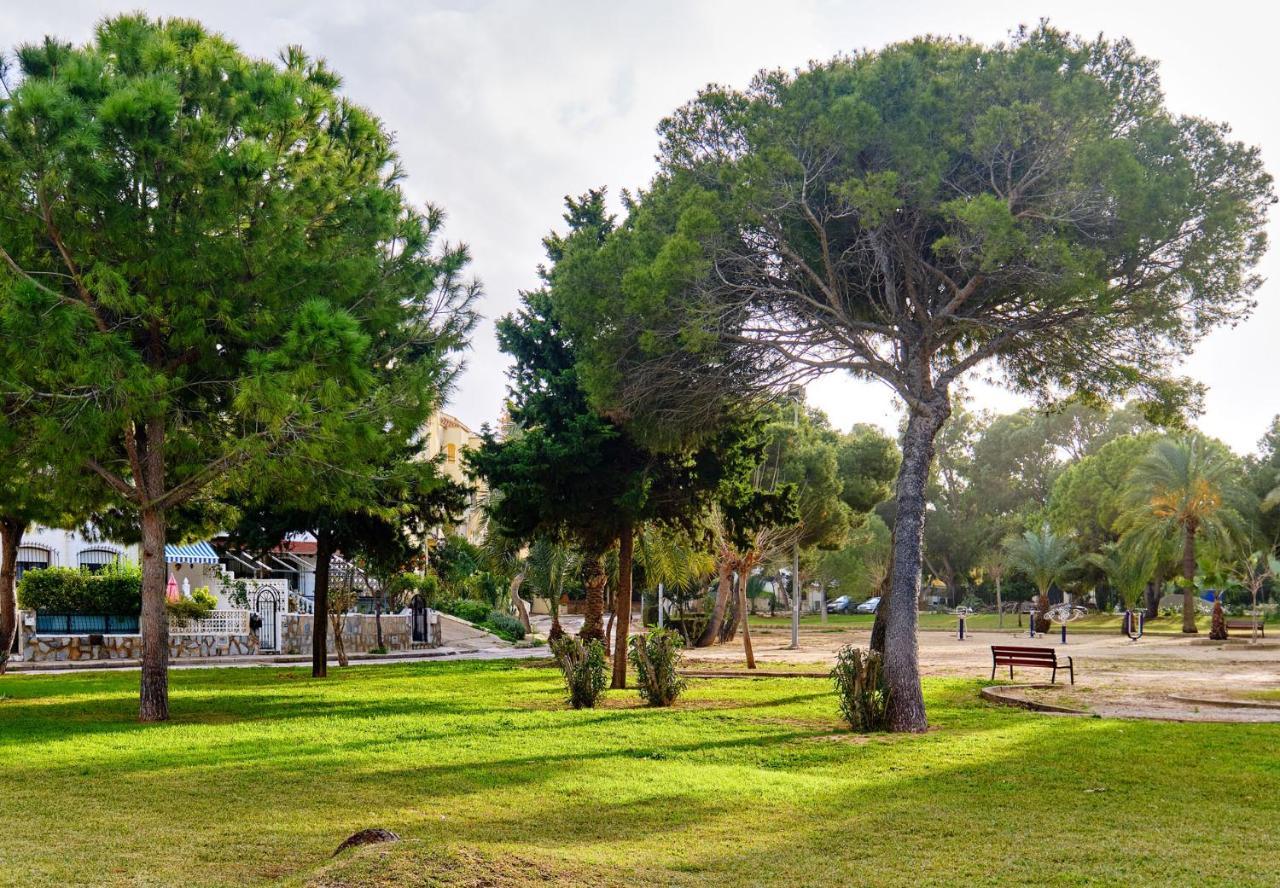 Family Bungalow La Zenia Beach Dehesa de Campoamor  Eksteriør bilde